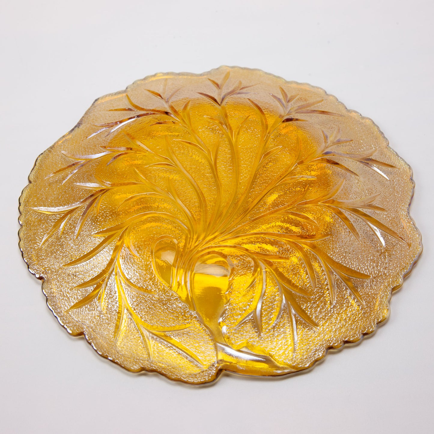 Vintage Indiana Carnival Glass Amber Leaf Pattern 10 Inch Plate