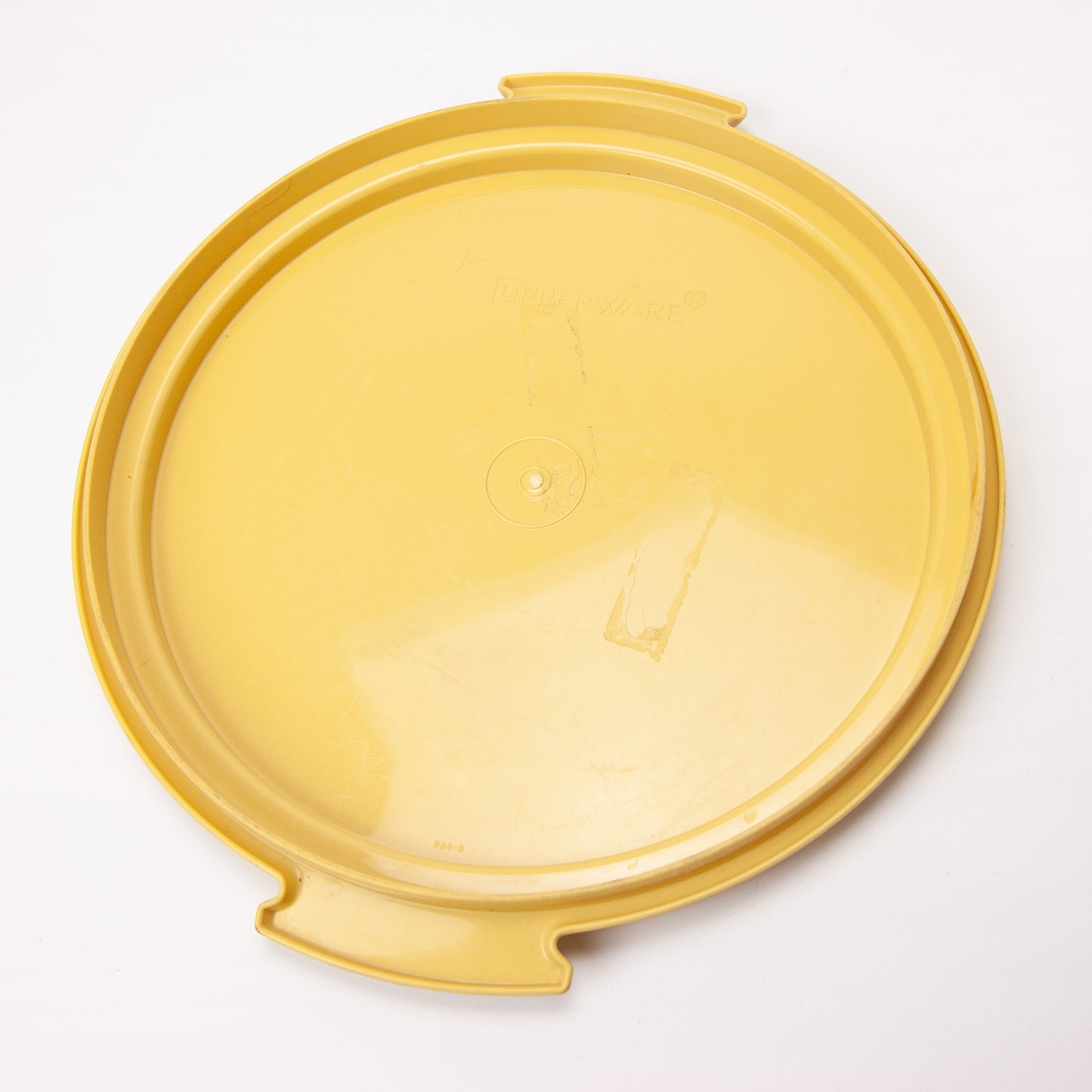 Vintage Tupperware Harvest Gold Cake Carrier 684-5 With Handle