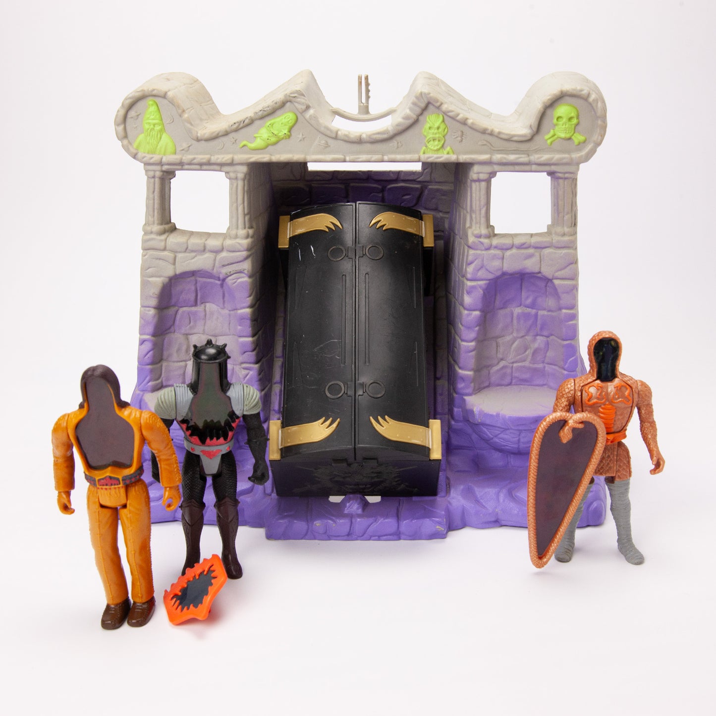 Vintage Tonka Supernaturals Tomb of Doom Playset Figures - Inomplete