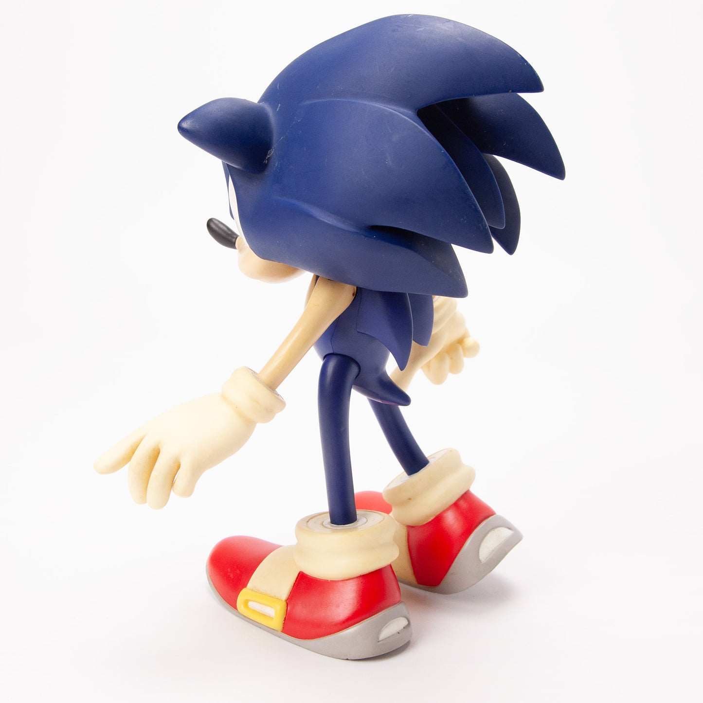 1999 Resaurus Sonic the Hedgehog 11" Action Figure