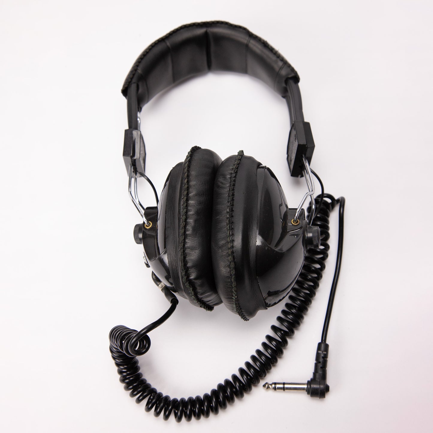 Vintage Calrad 15-135A Over-Ear Stereo Headphones