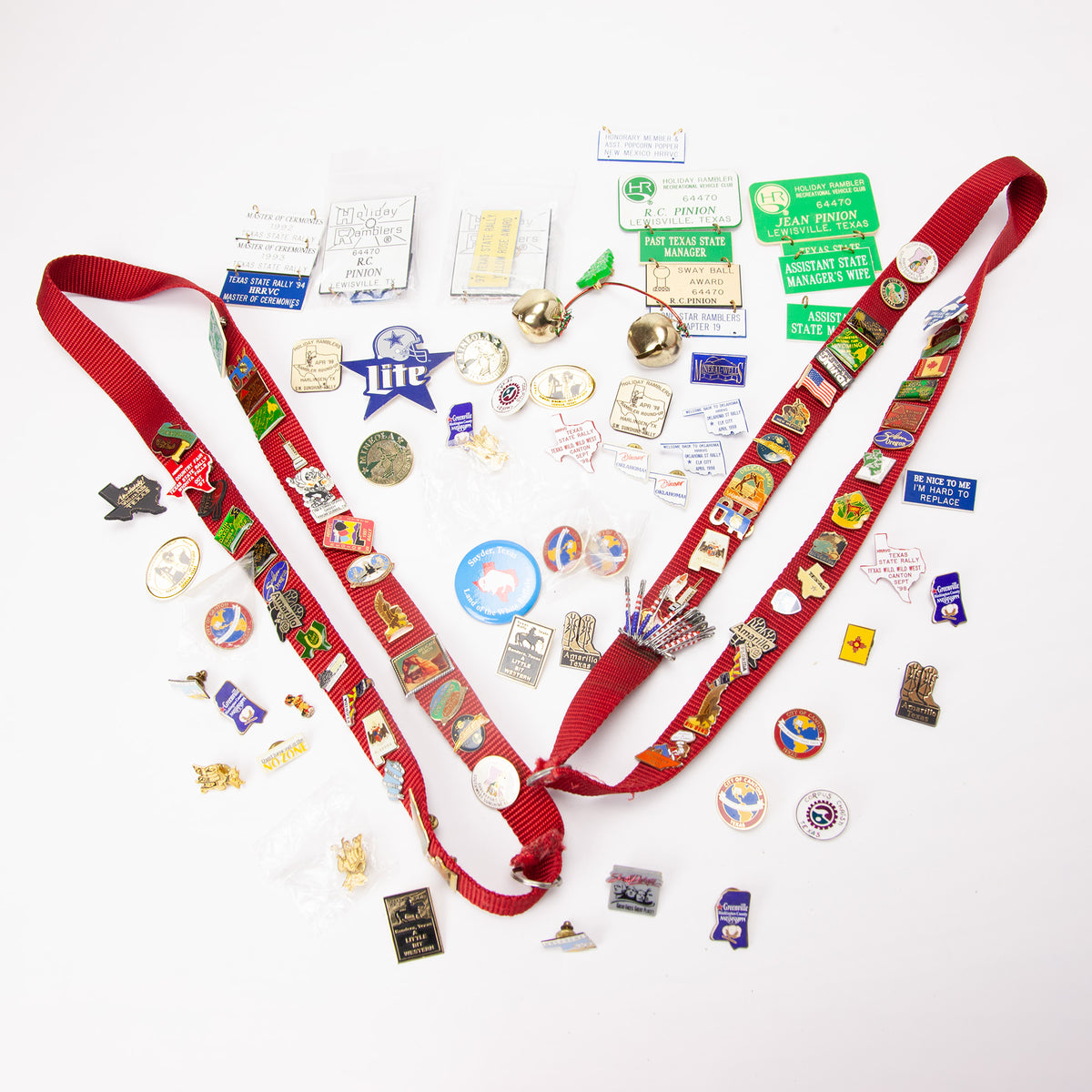 95 Vintage Holiday Rambler RV Club Travel Pin Texas Rally Badge Lot