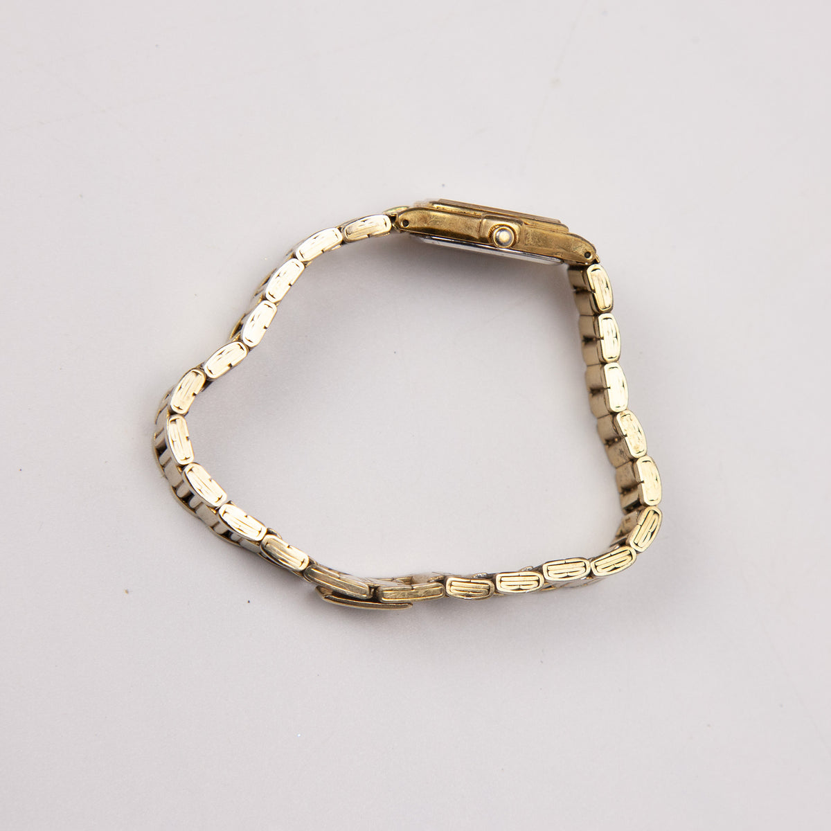 Seiko Women's V407-6250 Black Face Gold Tone Watch - Parts Repair
