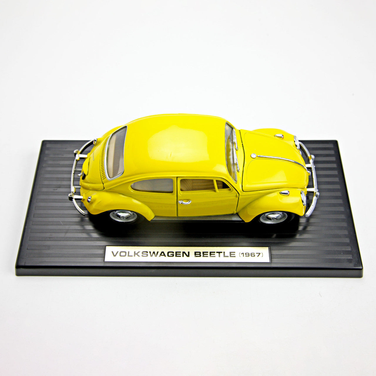 Yellow 1967 Volkswagen Beetle Die-Cast Car 1:18 Scale with Stand