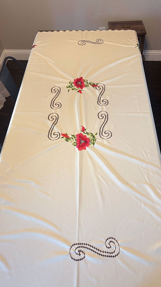 Vintage Floral Embroidered Rectangle Poly Blend Tablecloth 72x57