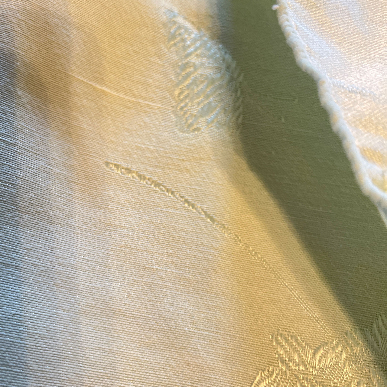 Damask Floral Butterfly Round Tablecloth Reversible Rayon Blend 66in