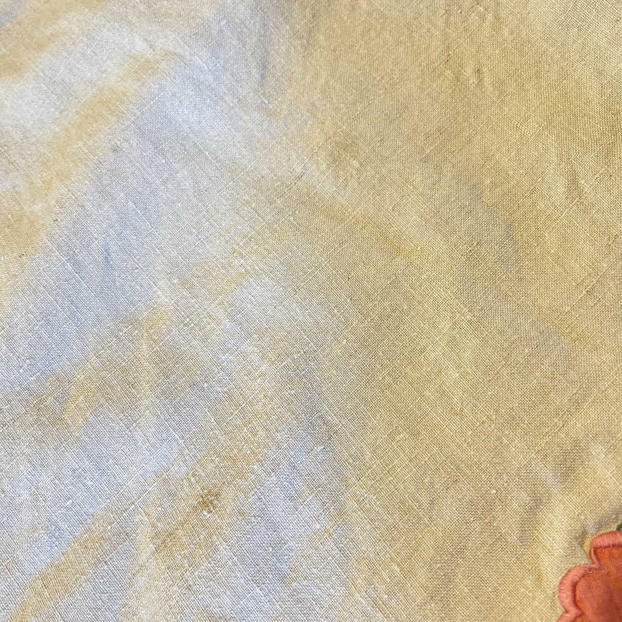 Floral Embroidered Rectangle Linen Blend Tablecloth Scalloped Edge 82x72