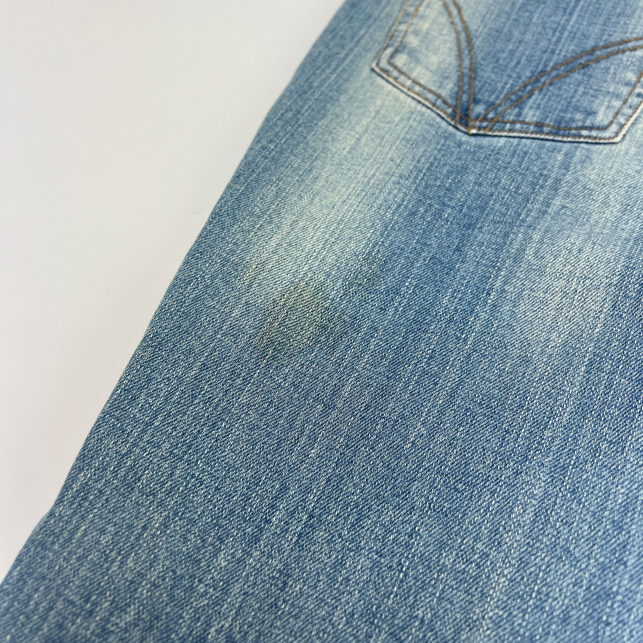Vintage Cache Flair Light Wash Jeans with Chain Detail Size 6