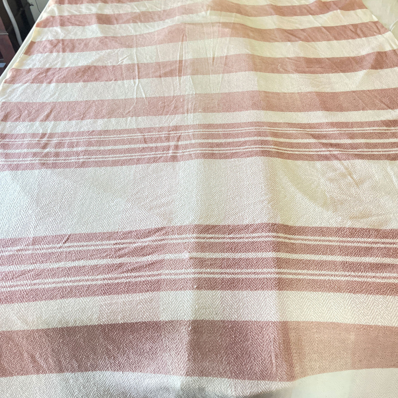 Vintage Twin XL Pink White Cotton Blanket Satin Binding