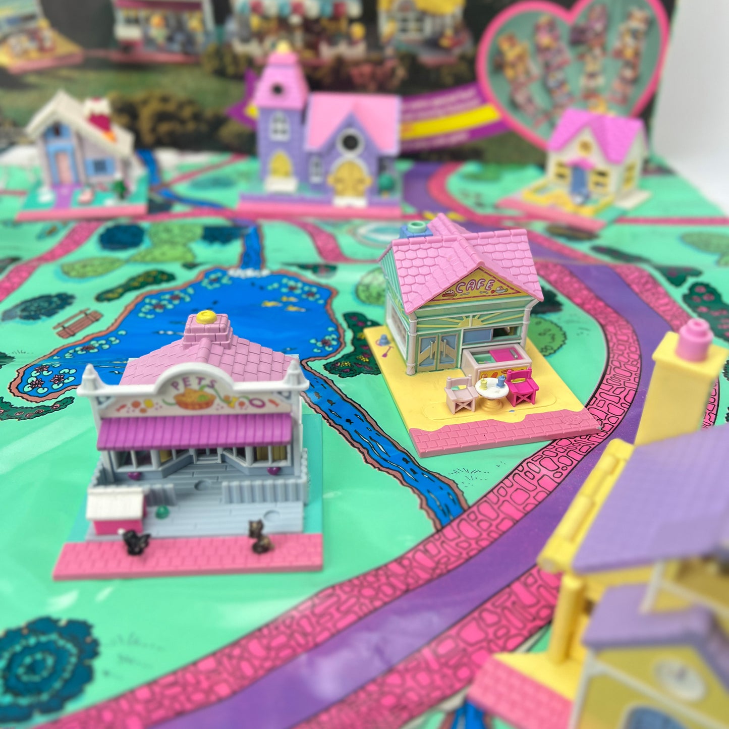Polly Pocket Pollyville Super Set Complete With Box Lights Working
