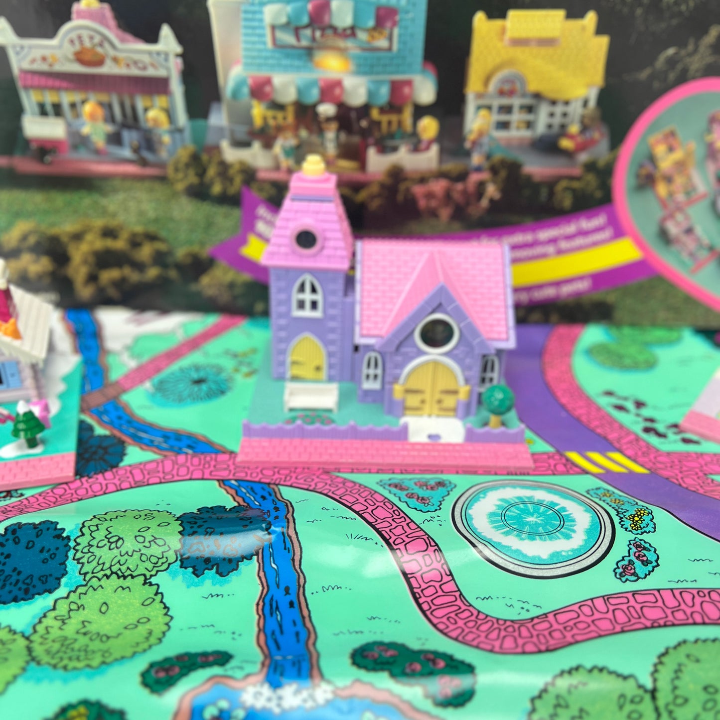 Polly Pocket Pollyville Super Set Complete With Box Lights Working