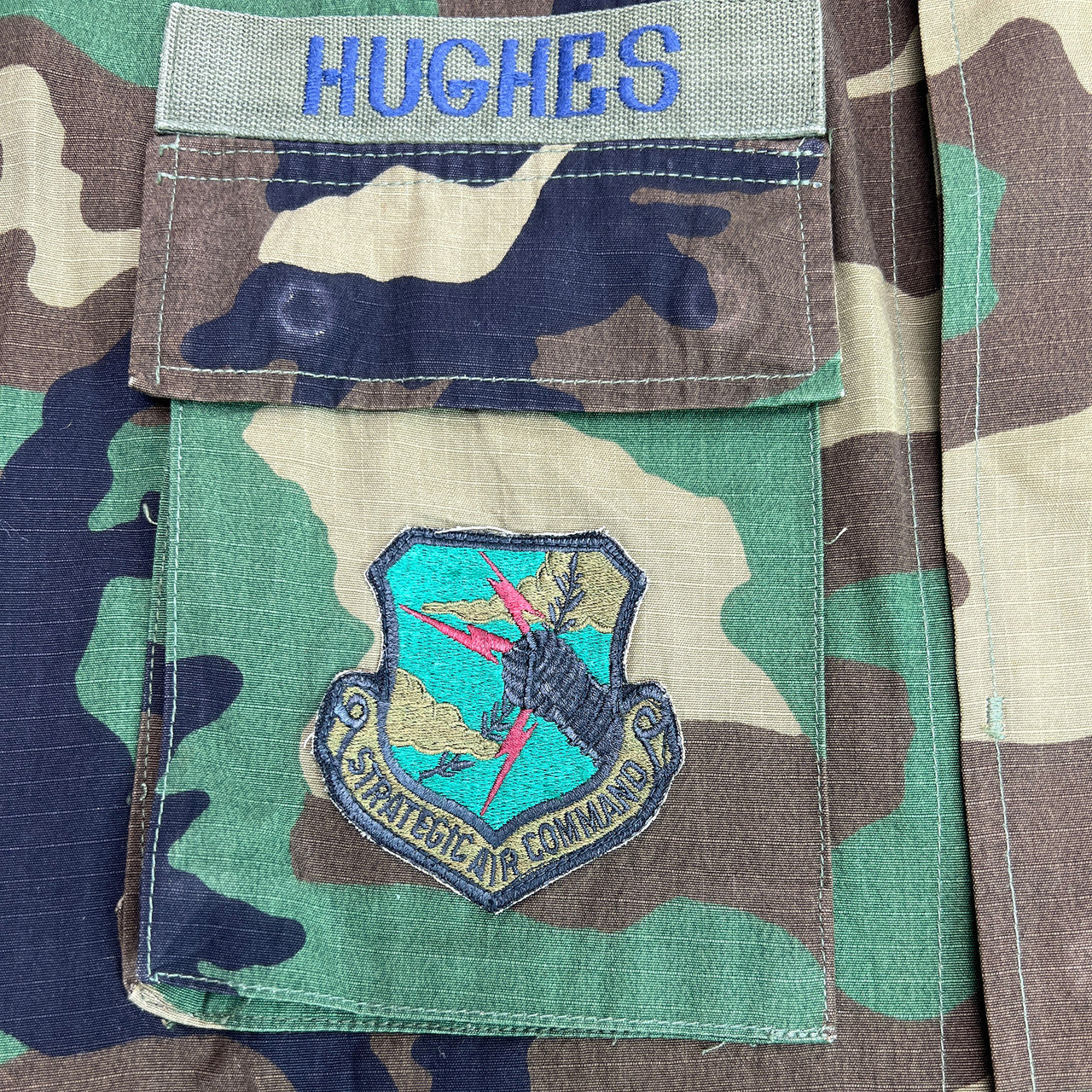 Vintage U.S. Air Force Woodland Camouflage BDU Shirt Medium Regular SAC Patch
